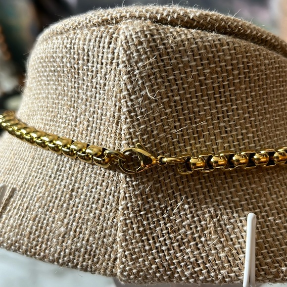 LOUIS VUITTON LOCK AND KEY #301 WITH GOLD PLATED STAINLESS STEEL CHAIN. - Picture 6 of 6